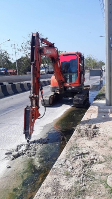 ขายแบคโฮคูโบต้า KX161-3 มีหัวแย็กพร้อมบุ้งกี๋เอกสารเล่มทะเบียน