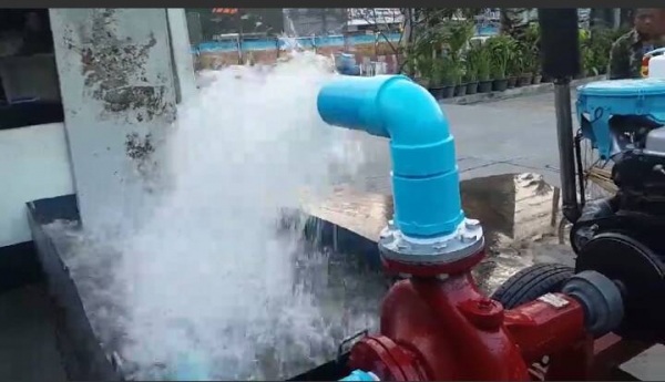 เครื่องสูบนํ้าประกอบใหม่พร้อมใช้งาน เครื่องยนต์ ISUZU  c223 เครื่อง 2200 CC 75 แรงม้า