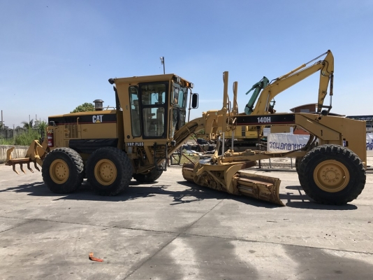 CAT 140H VHP PLUS ปี 2004 นำเข้าจากอเมริกา สภาพสวยมาก ๆ ครับ