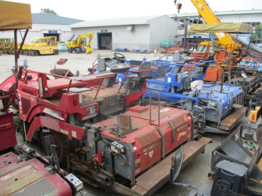 ขายด่วน รถปูยาง SUMITOMO สภาพพร้อมใช้ นำเข้าจากญี่ปุ่น สนใจติดต่อ อำพล 090-9694506 / 080-3031241