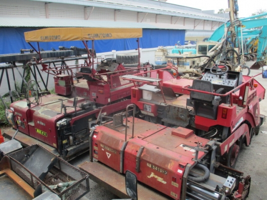 ขายด่วน รถปูยาง SUMITOMO สภาพพร้อมใช้ นำเข้าจากญี่ปุ่น สนใจติดต่อ อำพล 090-9694506 / 080-3031241