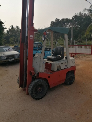 รถยกนิสสัน