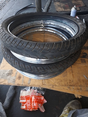 ยาง เวฟ 110I ยกชุด ไม่ลดค่ะ