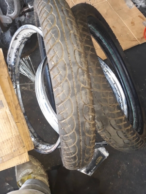 ยาง เวฟ 110I ยกชุด ไม่ลดค่ะ