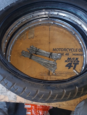 ยาง เวฟ 110I ยกชุด ไม่ลดค่ะ