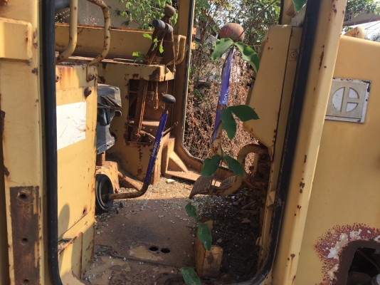 ขายรถแทรกเตอร์ CAT D5H เกียร์ตัด