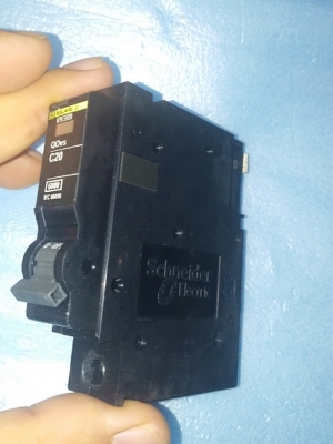 ลูก Breaker SquareD 20A ลูก Breaker SquareD 20A