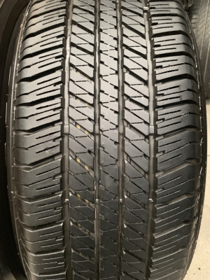 ยางป้ายแดง Bridgestone 265-65-17 ปี 18 หนานิ่ม เต็มๆ ตุ่มชัดๆทุกเส้น