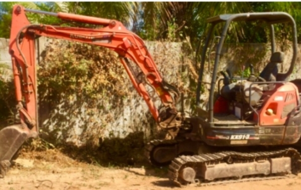 ขายด่วน คูโบต้า KX91-3 S2 พร้อมใช้งานได้เลยครับ รถใช้งานน้อย 3,200 ชม. บอดี้สวยๆเครื่องแรงดีทำงานเร็ว ช่วงล่างแน่นพร้อมทำงาน ราคาต่อรองได้ครับ