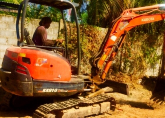 ขายด่วน คูโบต้า KX91-3 S2 พร้อมใช้งานได้เลยครับ รถใช้งานน้อย 3,200 ชม. บอดี้สวยๆเครื่องแรงดีทำงานเร็ว ช่วงล่างแน่นพร้อมทำงาน ราคาต่อรองได้ครับ