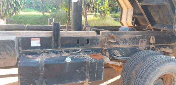 ขายรถบรรทุก 6 ล้อดัมพ์ ISUZU FRR 210 แรงม้าปี 2553 ราคา 650000