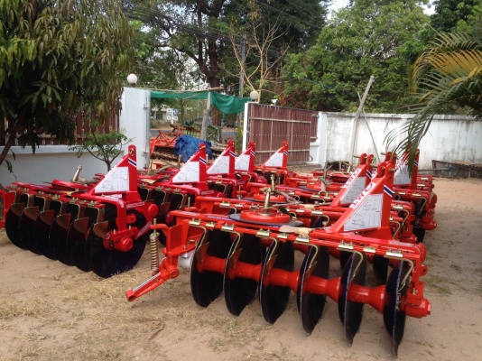 ผานพรวน 246 มือ1 ราคาถูกๆจ้า