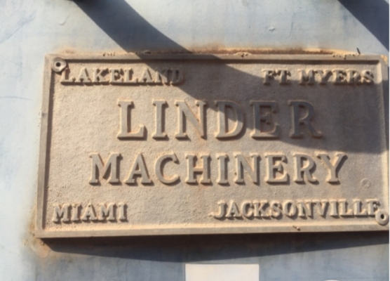 KOMATSU WA 200-1 รถตักล้อยาง เอวอ่อน รถบอดี้สวยๆเดิมๆพร้อมใช้งาน เครื่องปั๊มแรงดีแห้งดีทำงานได้เร็ว เอกสารอินวอย ราคาต่อรองได้ครับ