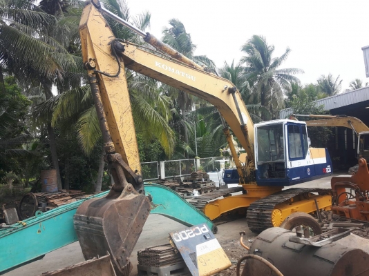 ขายแบคโฮโคมัสสุ PC200-5 ไม่มีเอกสารมีคอลโทรลสั้นกับคอลโทรลยาว