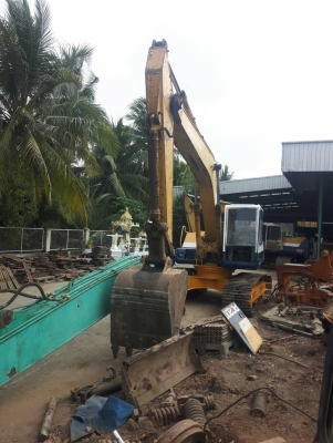 ขายแบคโฮโคมัสสุ PC200-5 ไม่มีเอกสารมีคอลโทรลสั้นกับคอลโทรลยาว