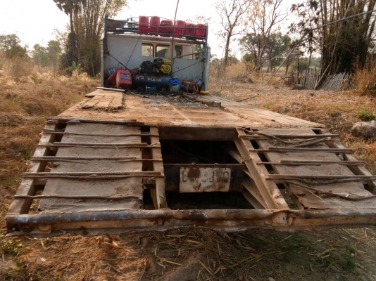 ขายรถแมคโค kobelco sk120 พร้อมแทนเลอร์10 ล้อ