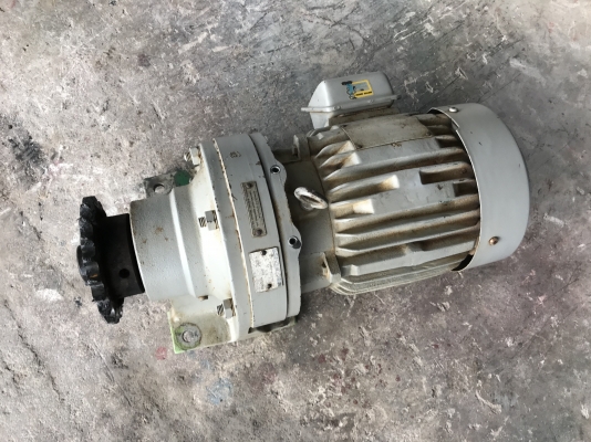 ขายมอเตอร์เกียร์ Cycro drive Sumitomo 2HP. 380V made in Japan อัตราทด 1:43 เพลาออกประมาณ 33รอบต่อนาที สภาพสวยเดิมๆ หมุนนิ่ม พร้อมใช้งาน