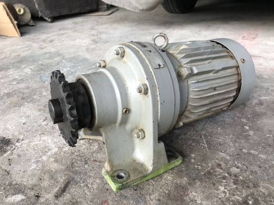 ขายมอเตอร์เกียร์ Cycro drive Sumitomo 2HP. 380V made in Japan อัตราทด 1:43 เพลาออกประมาณ 33รอบต่อนาที สภาพสวยเดิมๆ หมุนนิ่ม พร้อมใช้งาน