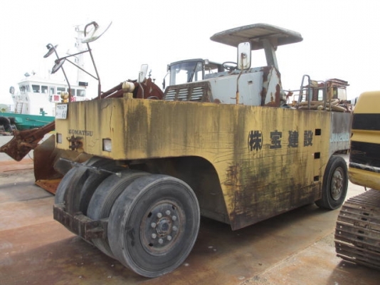 ขายรถบด 9 ล้อ KOMATSU JW200 นำเข้าเองจากญี่ปุ่น สภาพสวยพร้อมใช้ ถึงเร็วๆนี้ครับ