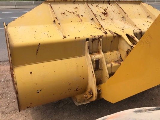 ขายรถตักล้อยาง CAT 936Z (4,XXX ชั่วโมง) นำเข้าเองจากญี่ปุ่น สภาพสวยพร้อมใช้ มีVDOการทำงานครับ