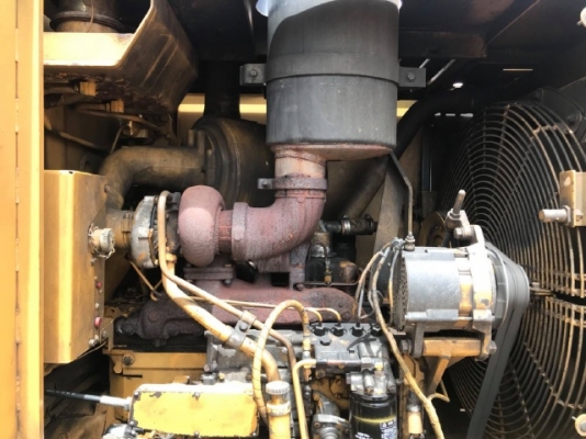 ขายรถตักล้อยาง CAT 936Z (4,XXX ชั่วโมง) นำเข้าเองจากญี่ปุ่น สภาพสวยพร้อมใช้ มีVDOการทำงานครับ