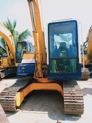 ขายจ้า..KOMATSU PC60-6 เก่านอกแท้  สภาพสวย ใช้งานมา 2,xxx ชั่วโมง  พร้อมใช้  โทร 089-3818694 จ๊อย