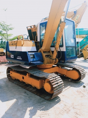 ขายจ้า..KOMATSU PC60-6 เก่านอกแท้  สภาพสวย ใช้งานมา 2,xxx ชั่วโมง  พร้อมใช้  โทร 089-3818694 จ๊อย