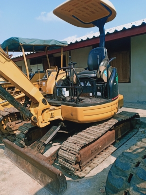 ขายจ้า. CATERPILLAR 303CCR เก่านอกแท้  เดิมๆๆ มีลายแย๊ก สภาพสวย พร้อมใช้  โทร 089-3818694จ๊อย