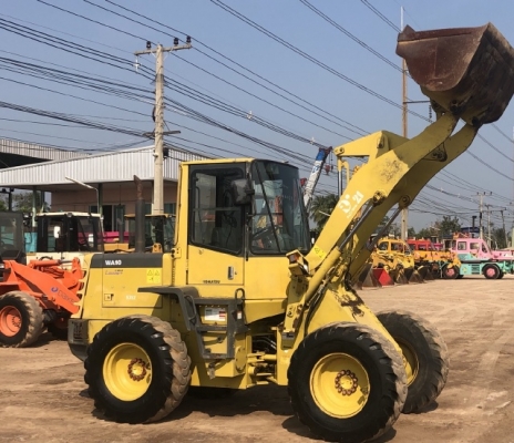 ขายรถตักล้อยาง KOMATSU WA100-3 นำเข้าเองจากญี่ปุ่น สภาพสวยพร้อมใช้ มีVDOการทำงานครับ