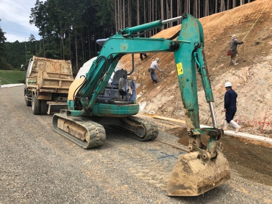 ขายรถขุด KOMATSU PC45MR-1 นำเข้าเองจากญี่ปุ่น สภาพสวยพร้อมใช้ ถึงเร็วๆนี้ครับ