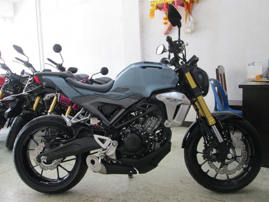 (โอนฟรี) ขาย Honda CB 150 R ตัว TOP มี ABS ไมล์แท้ 3745 กม ปี 2018 รถ 3 เดือน