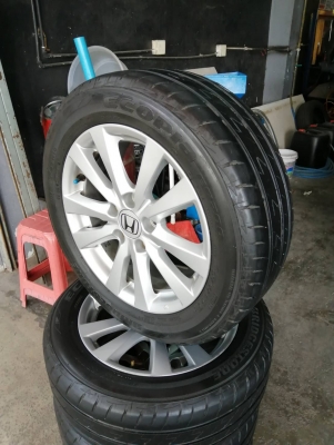 ล้อติดรถยนต์มือสอง Honda Civic 5 รู