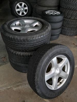 ล้อติดรถยนต์ มือสอง ISUZU ขอบ 17 6 รู 139 ล้อติดรถยนต์ มือสอง ISUZU ขอบ 17 6 รู 139