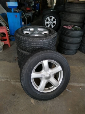 ล้อติดรถยนต์ มือสอง ISUZU ขอบ 17 6 รู 139 ล้อติดรถยนต์ มือสอง ISUZU ขอบ 17 6 รู 139