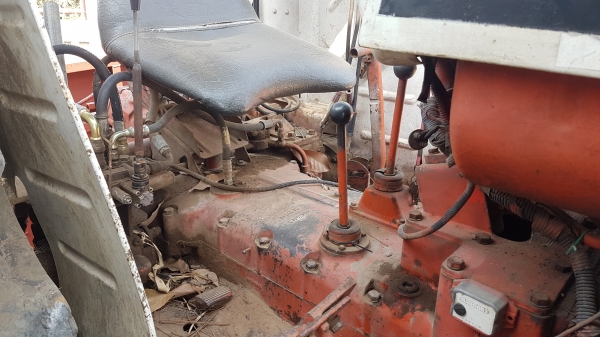 รถไถ เดวิดบราวน์1210