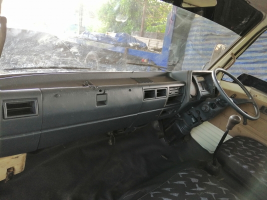 หัว HINO ซุปเปอร์เสี่ย สีใหม่บางๆสวยๆ อุปกรณ์ครบ กันขน ขาหน้า ขาหลัง กรอง ยกใส่รถได้เลย