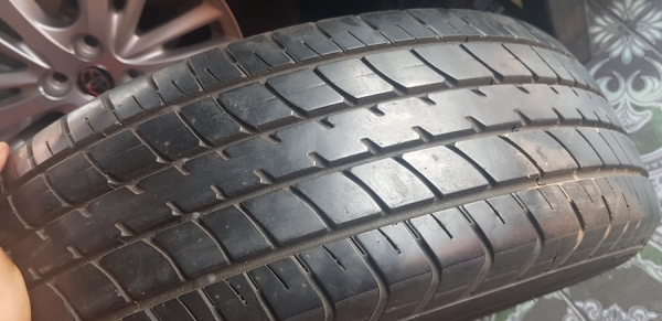 ขายล้อ TOYOTA YARIS ATIVE 15 ยางปี17  4 ล้อ