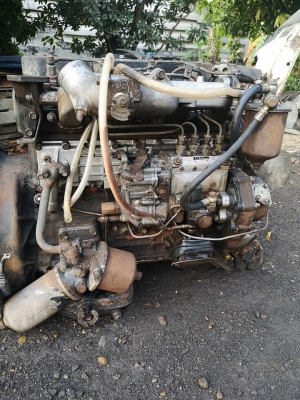 ขายเครื่องพร้อมเกียร 4bc2 100แรง ติดง่าย ไม่มีไอ