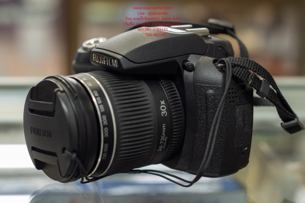กล้อง Fuji HS10 10 MP ซูม 30 เท่า จอพับได้ เมม 2 GB ส่งฟรี