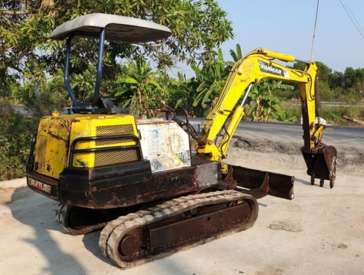 B27 YANMAR ยันม่า ราคา 175,000 รถนอกสวยสถาพดีพร้อมใช้เพิ่งนำเข้ามายังไม่เคยใช้งานในเมืองไทยเลยเครื่อง3สูบรุ่น3D84 เครื่องดีปั้มเเรงพร้อมใช้ บูมอาร์มสวยช่วงล่างดี รถสวยเร็วแรง ไม่โหลด รถพร้อมใช้เดิมๆเอกสารอินวอยล์สนใจคลิ๊ก ☎ 081-989-1989 หรั่งครับ