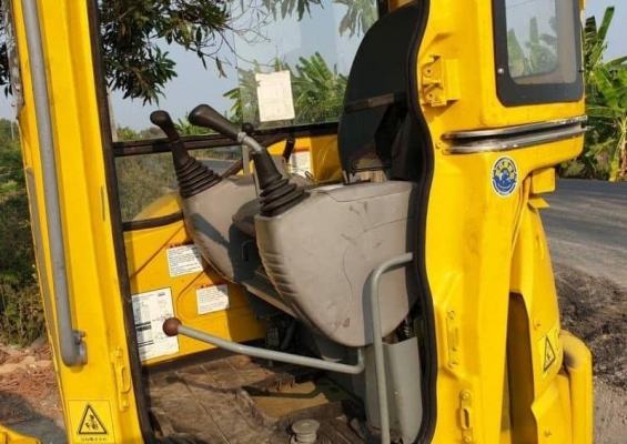 MR20 K0MATSU ราคา195,000บาท คอลโทลสั้นน้ำมันปัมนี้ว รถนอก สถาพดี รถพร้อมใช้ เพิ่งนำเข้ามายังไม่เคยใช้งานในไทย เครื่องโคมัสซู3สูบ เครื่องดี ปั้มเเรง บูมอาร์มสวย ช่างล่างดี รถสวย ไฟฟ้าเต็มเร็วแรง ไม่โหลดพร้อมใช้สีเดิมๆ เอกสารอินวอยล์ สนใจคลิ๊ก ☎ 081-989-19 MR20 K0MATSU ราคา195,000บาท คอลโทลสั้นน้ำมันปัมนี้ว รถนอก สถาพดี รถพร้อมใช้ เพิ่งนำเข้ามายังไม่เคยใช้งานในไทย เครื่องโคมัสซู3สูบ เครื่องดี ปั้มเเรง บูมอาร์มสวย ช่างล่างดี รถสวย ไฟฟ้าเต็มเร็วแรง ไม่โหลดพร้อมใช้สีเดิมๆ เอกสารอินวอยล์ สนใจคลิ๊ก ☎ 081-989-19