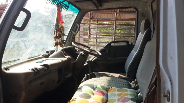 รถ6ล้อISUZU NKR 110แรง รถ6ล้อISUZU NKR 110แรง