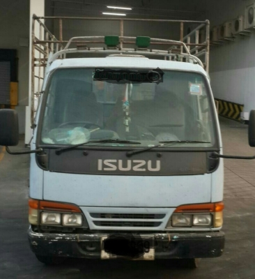 รถ6ล้อISUZU NKR 110แรง