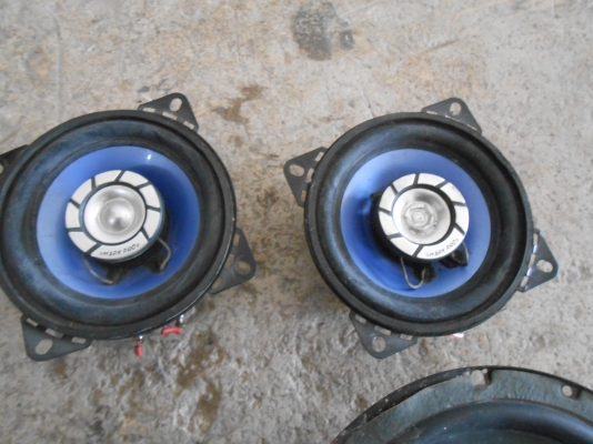 ลำโพงแกนร่วม 6นิ้ว1คู่ 4นิ้ว1คู่ ขายเหมา 2คู่ 500 บาท รวมส่ง ลำโพงแกนร่วม 6นิ้ว1คู่ 4นิ้ว1คู่ ขายเหมา 2คู่ 500 บาท รวมส่ง