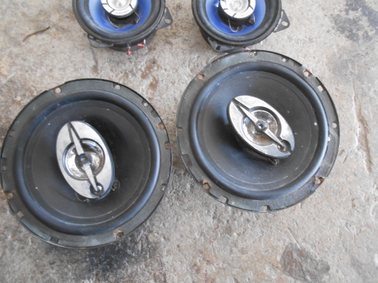 ลำโพงแกนร่วม 6นิ้ว1คู่ 4นิ้ว1คู่ ขายเหมา 2คู่ 500 บาท รวมส่ง ลำโพงแกนร่วม 6นิ้ว1คู่ 4นิ้ว1คู่ ขายเหมา 2คู่ 500 บาท รวมส่ง
