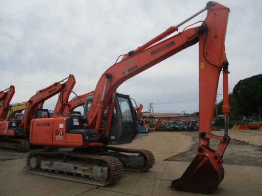 ขายรถขุดนำเข้าญี่ปุ่น hitachi zx120 รถกำลังเดินทาง สนใจติดต่อสอบถาม 092-3309229 อีด