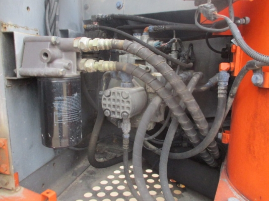 ขายรถขุดนำเข้าญี่ปุ่น hitachi zx120 รถกำลังเดินทาง สนใจติดต่อสอบถาม 092-3309229 อีด