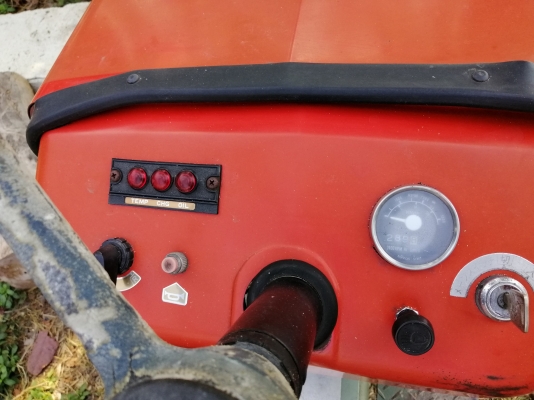 ขายรถไถนานั่งขับ yanmar YM1700 ดีเซล 17 แรงนำเข้าอินวอล์ย