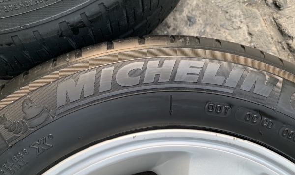 ล้อแม็ก Toyota Vios ขอบ 14 พร้อมยาง 175-65-14 Michelin