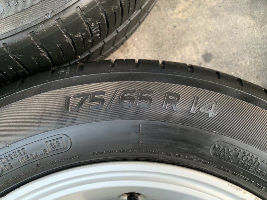 ล้อแม็ก Toyota Vios ขอบ 14 พร้อมยาง 175-65-14 Michelin